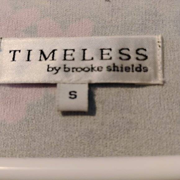 - Vintage Button Down Floral Dress - Picture 2 of 4